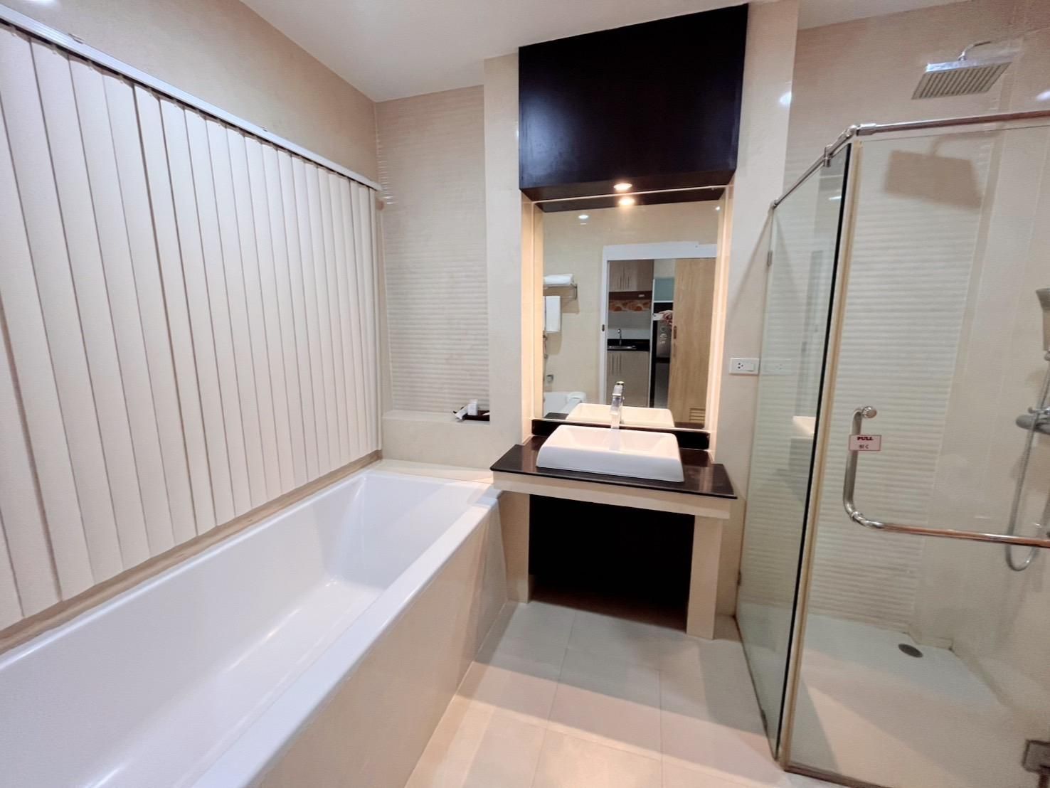 Super Deluxe Single Room