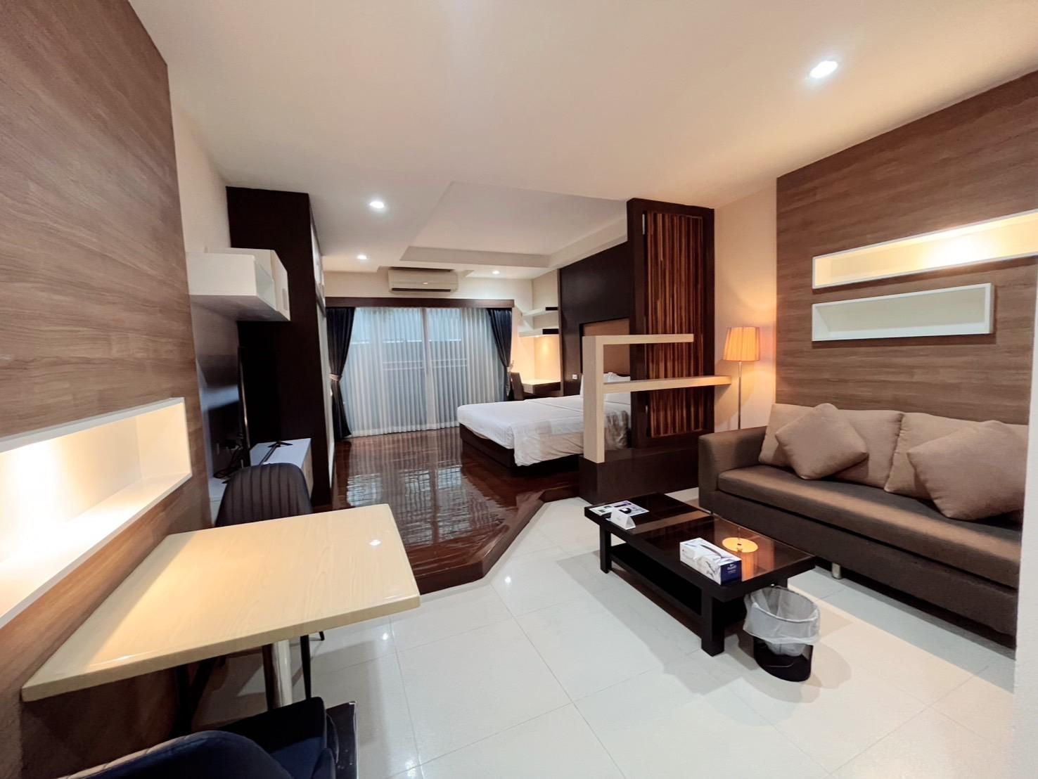 Super Deluxe Single Room
