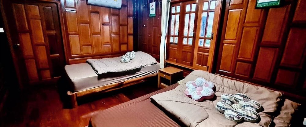 Natura Ravee Greenstay Cottage, 2 Bedrooms, Refrigerator, Garden View 2