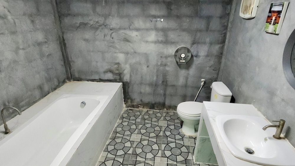 Natura Ravee Greenstay Cabin, Multiple Beds, Refrigerator, Garden View 2