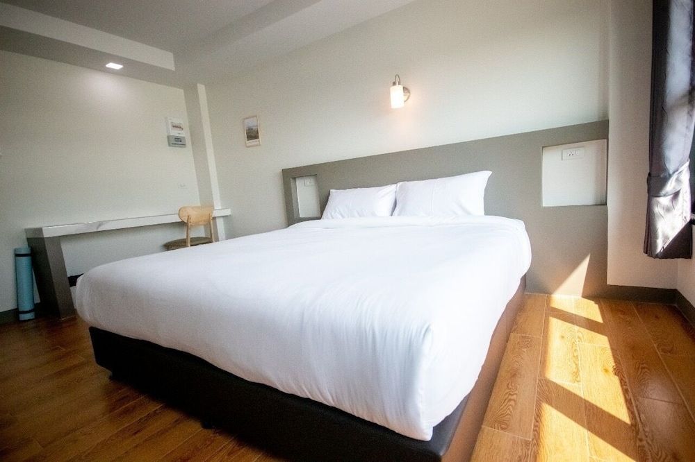 Na Care Hotel Superior Double Room 2