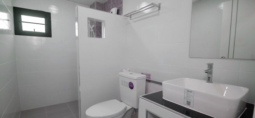 Na Care Hotel Standard Double Room 2