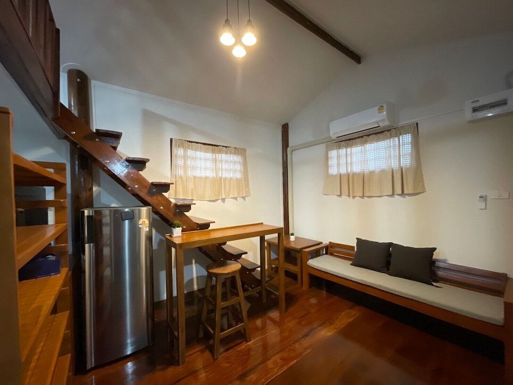 Monkey Cottage Family Cottage 8