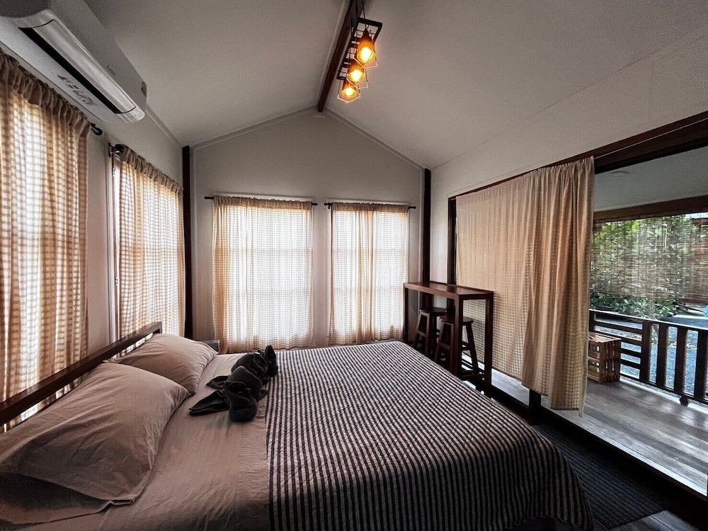 Monkey Cottage Classic Cottage 7