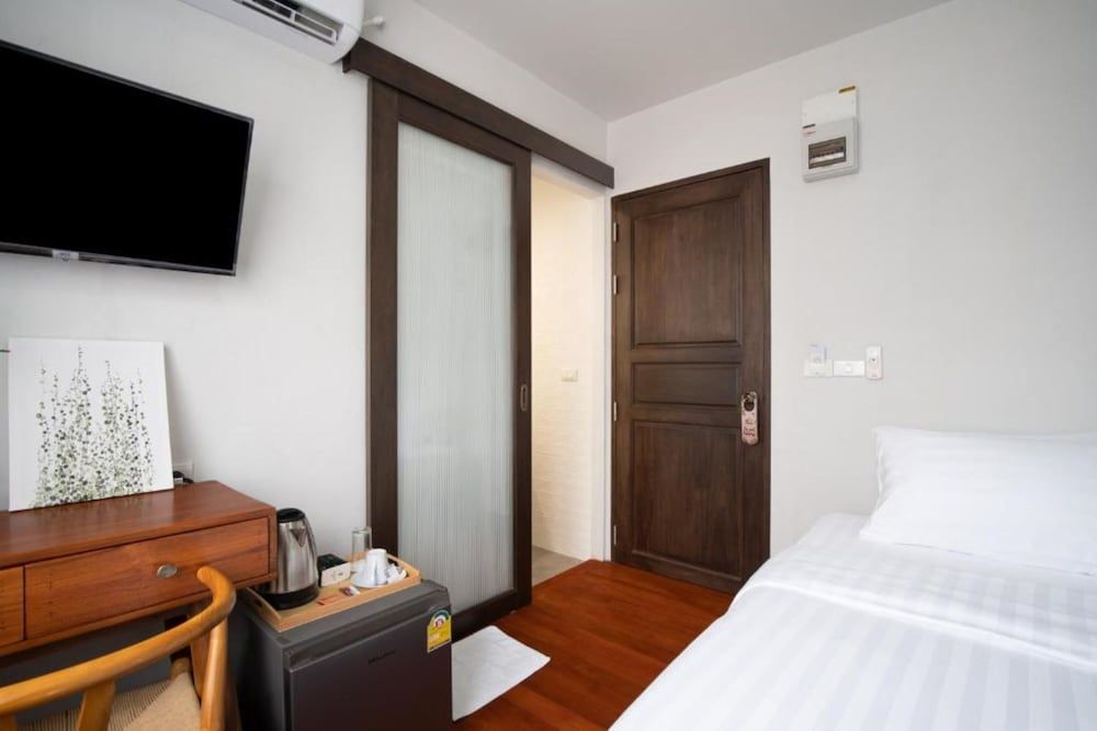 HOMIE NON Superior Single Room 2