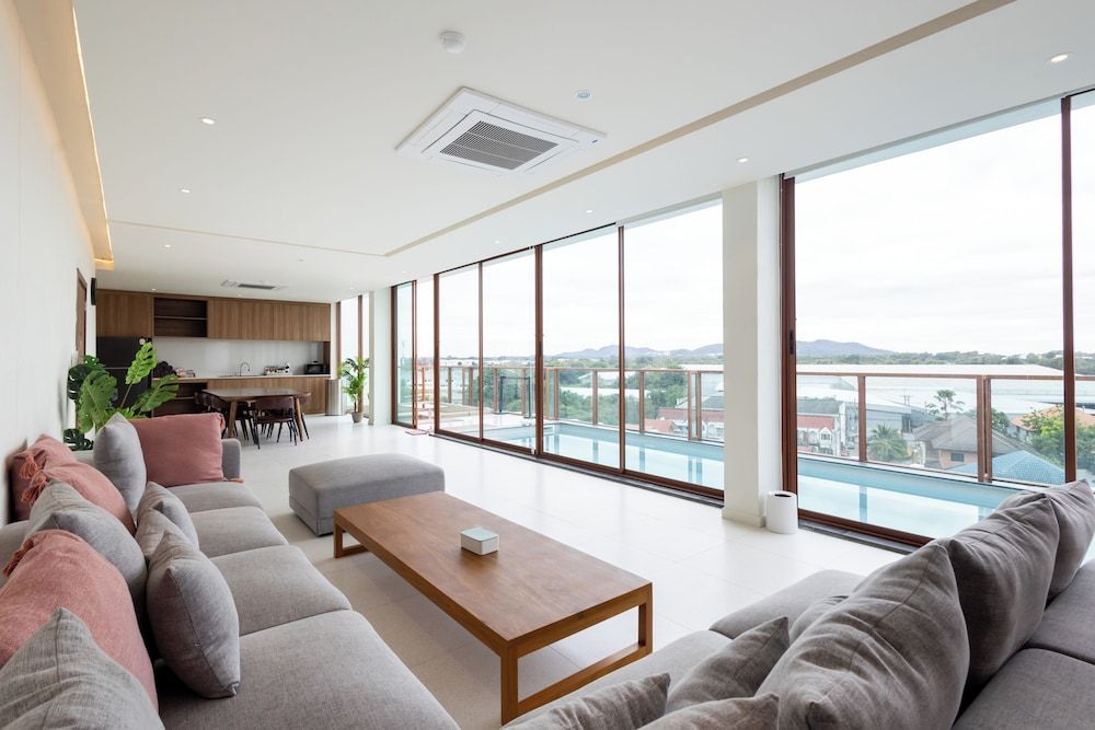 Good Nakhonsawan Hotel 4 Bedroom Private Pool Villa 16