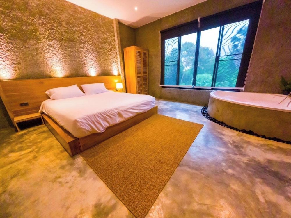 Superior Room, Garden View