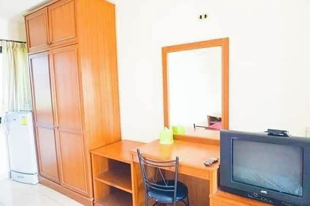 Songsak Phayao Double Room, Private Bathroom 10