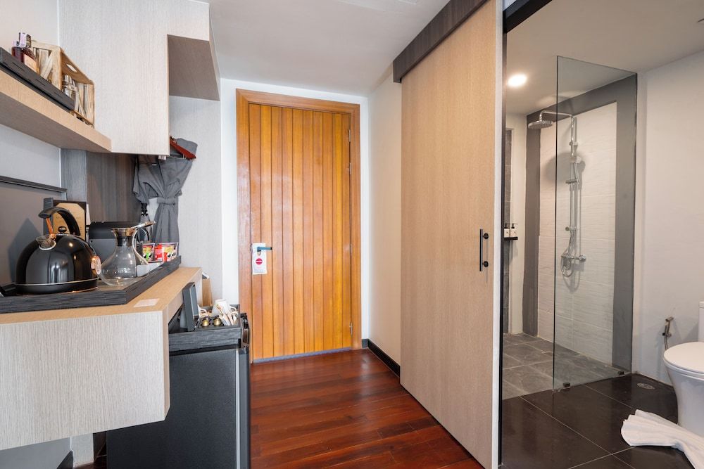 Anona Sunset Boutique Deluxe Jacuzzi Ocean view 11