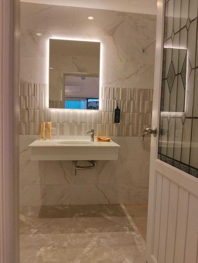 Varaya Resort Premium Bungalow, Resort View 5