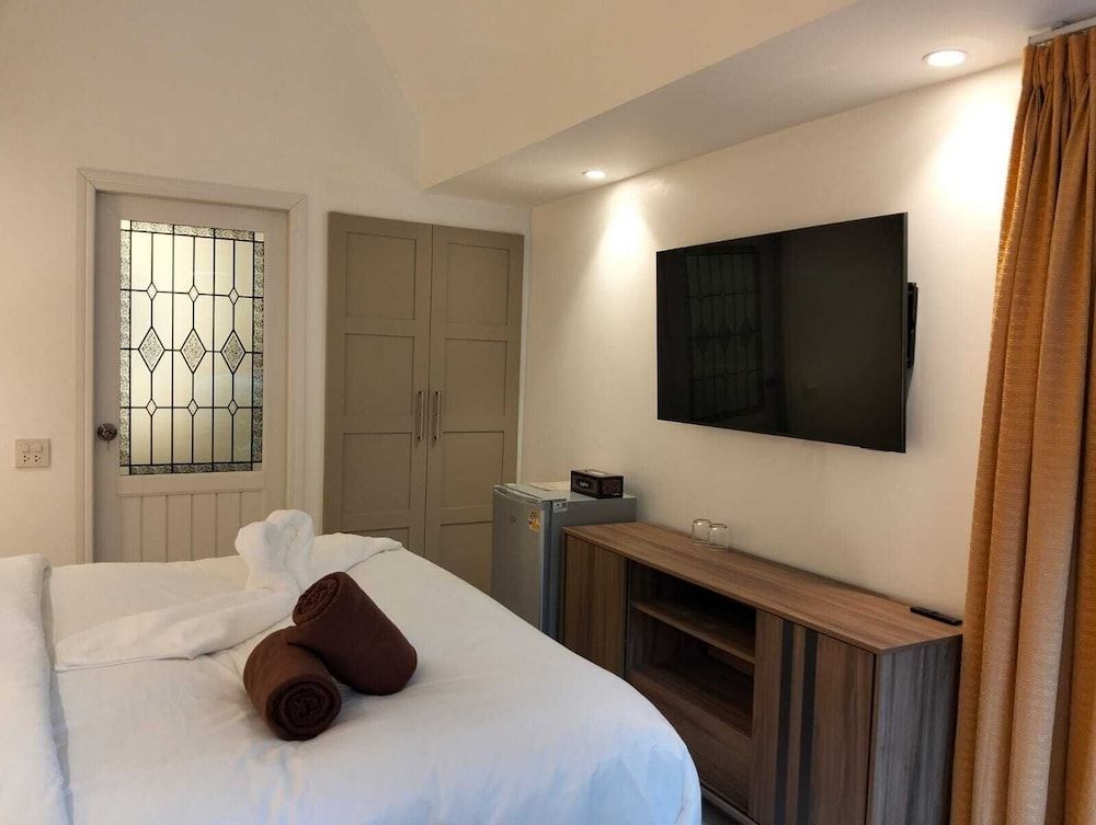 Varaya Resort Premium Bungalow, Resort View 9