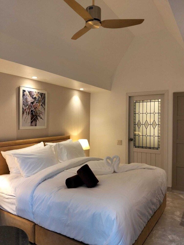 Varaya Resort Premium Bungalow, Resort View 2