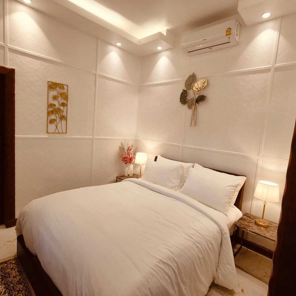 Varaya Resort Standard Double Room, Pool View 3