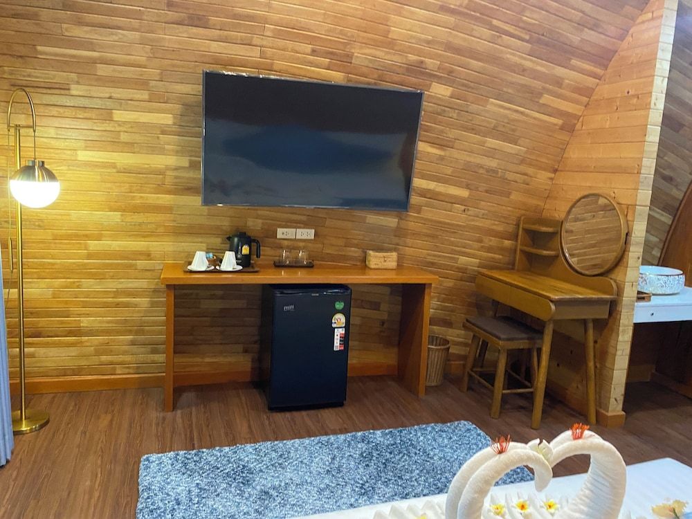 Phumala Lanta Seaview Resort Deluxe Double Room, Bathtub, Sea View 23