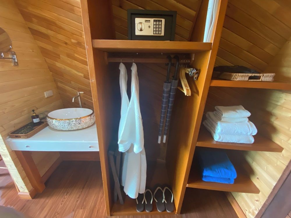 Phumala Lanta Seaview Resort Deluxe Double Room, Bathtub, Sea View 20