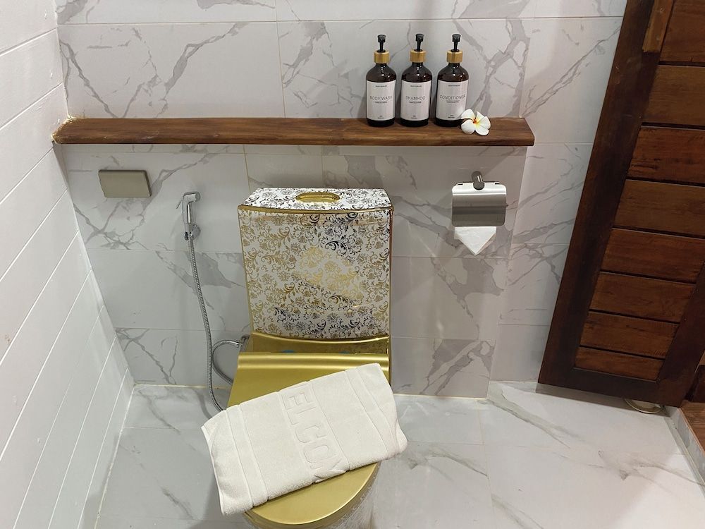 Phumala Lanta Seaview Resort Deluxe Double Room, Bathtub, Sea View 16