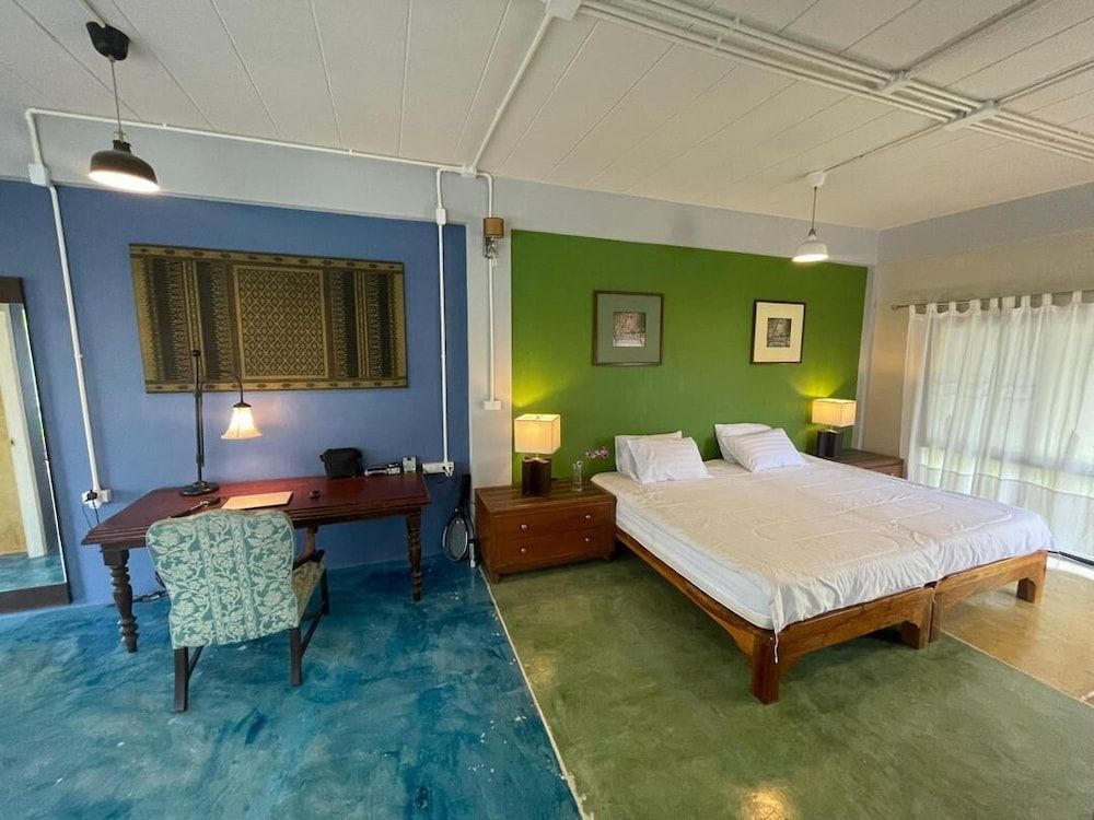 Golden Mango House Family Double Room, 1 Bedroom, Garden View 5