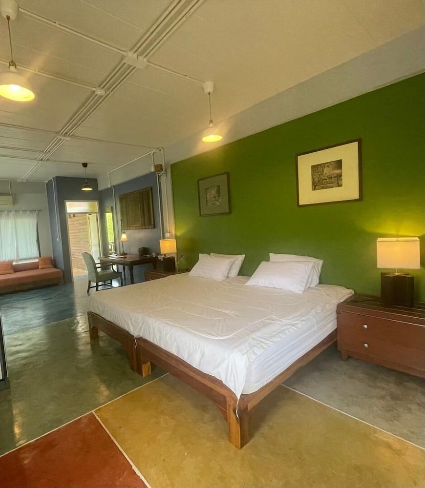 Golden Mango House Family Double Room, 1 Bedroom, Garden View 4