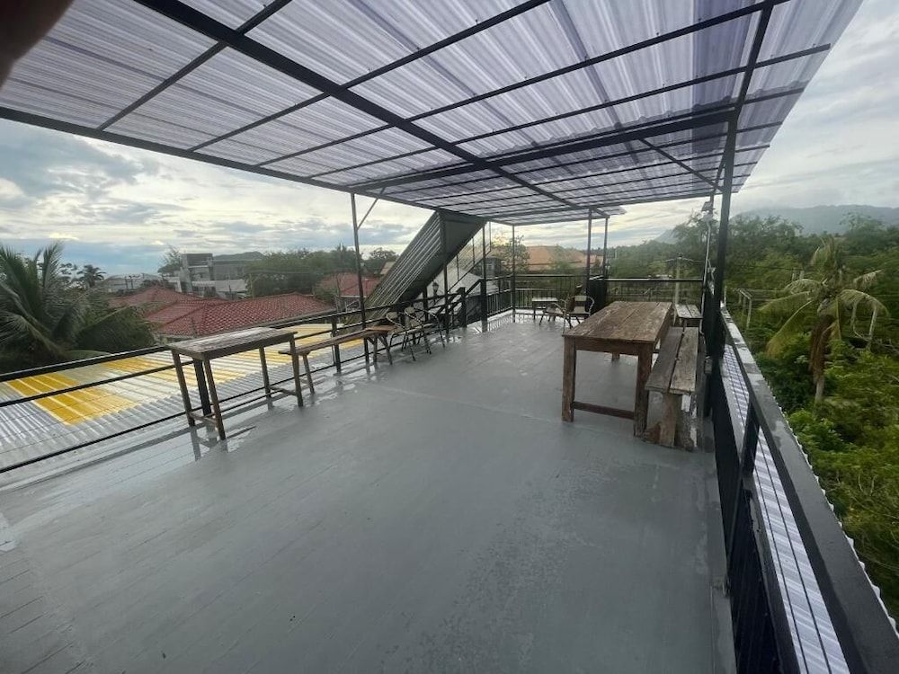 Golden Mango House Family Double Room, 1 Bedroom, Garden View 8