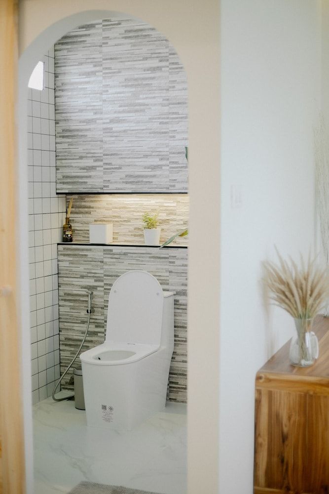 Fan Sea Resort Kohlarn Design Studio Suite 6