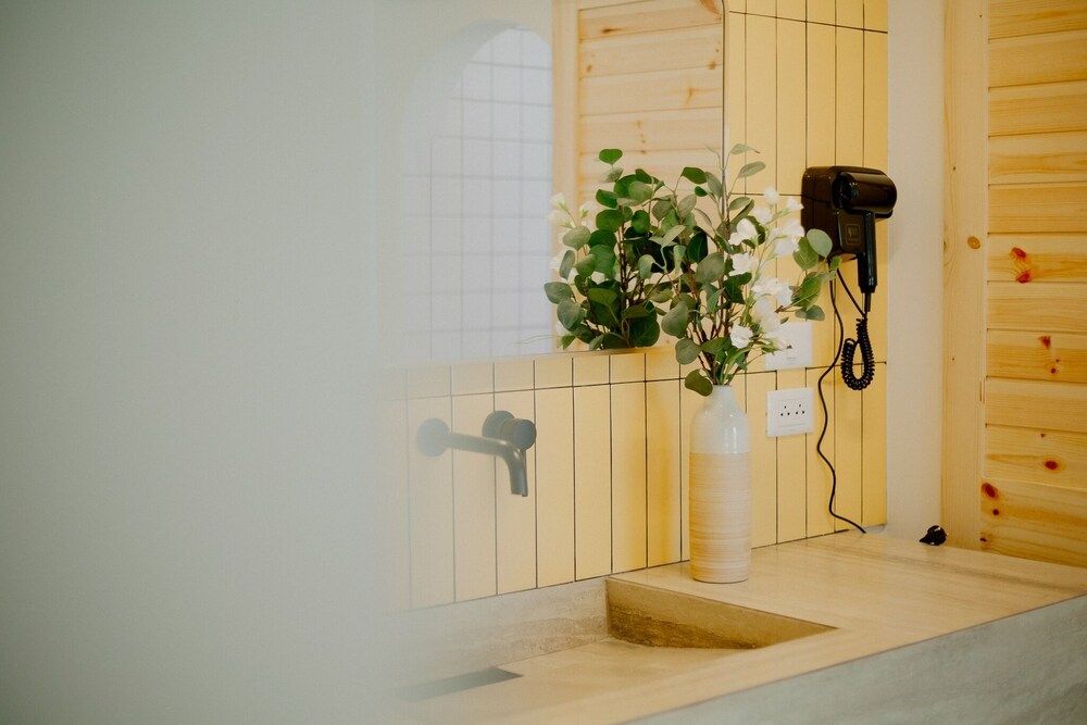 Fan Sea Resort Kohlarn Design Studio Suite 12