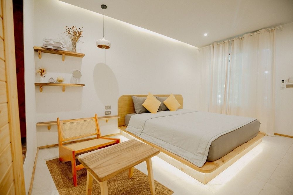 Fan Sea Resort Kohlarn Deluxe Double Room 2