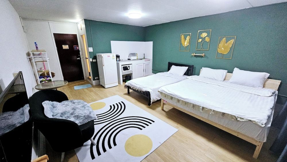 IMPACT Muang Thong Thani,daily rental room, Muang Thong Popular Condo C5 Standard Triple Room 3