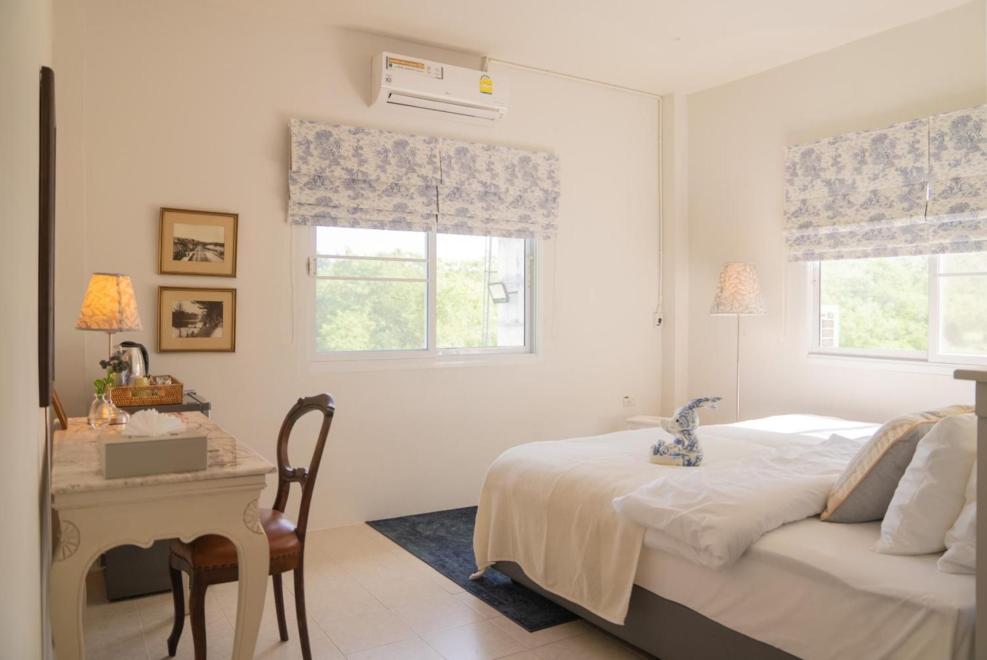 Deluxe Double or Twin Room