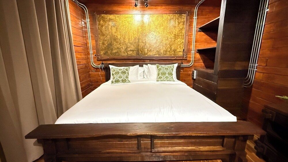 Kawarin River Exclusive Hotel & Resort Kawarin Suite Raft 3 4