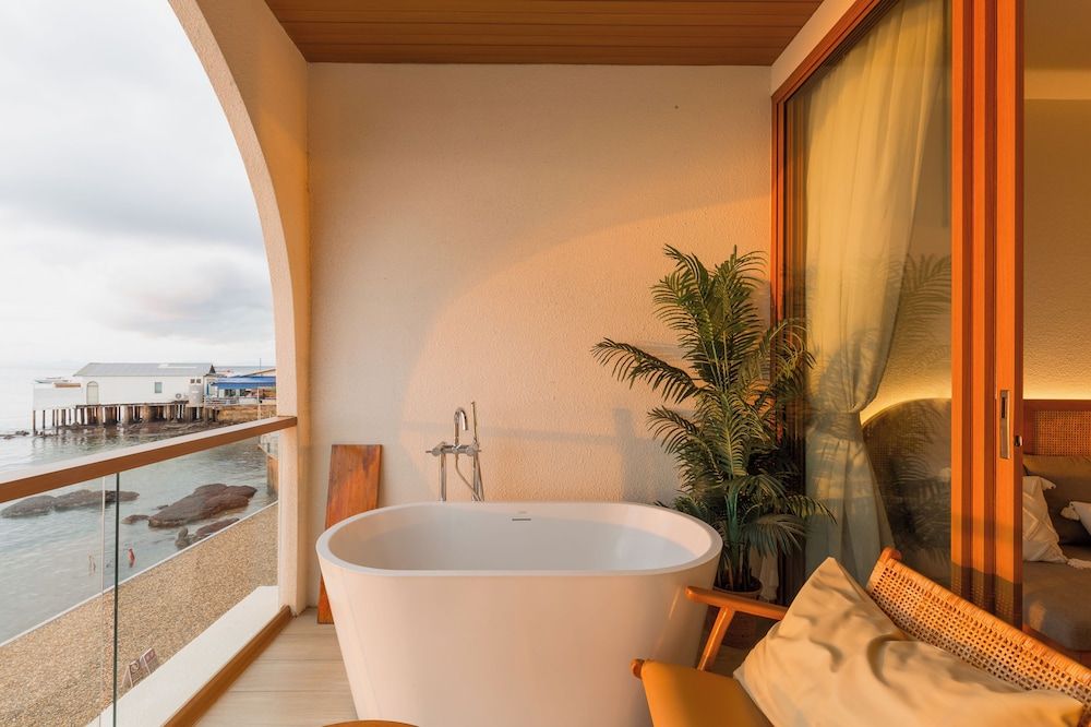 Tasana Bar and Luxury resort Recharge Room 10