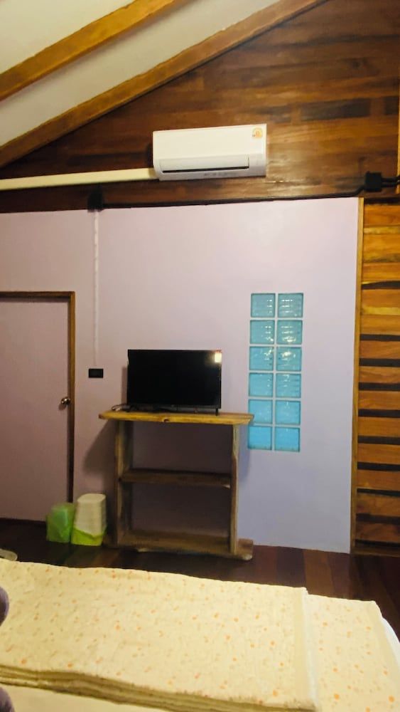 COCOA HOME Room, 1 King Bed, Non Smoking, Garden View 23