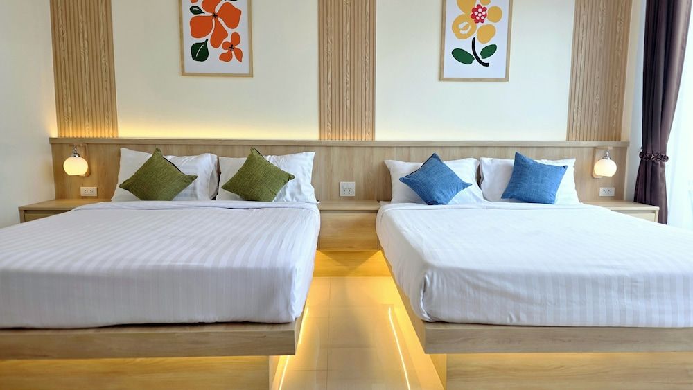 Samed Port View Family Room With Balcony