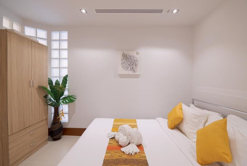 1 Bedroom Suite