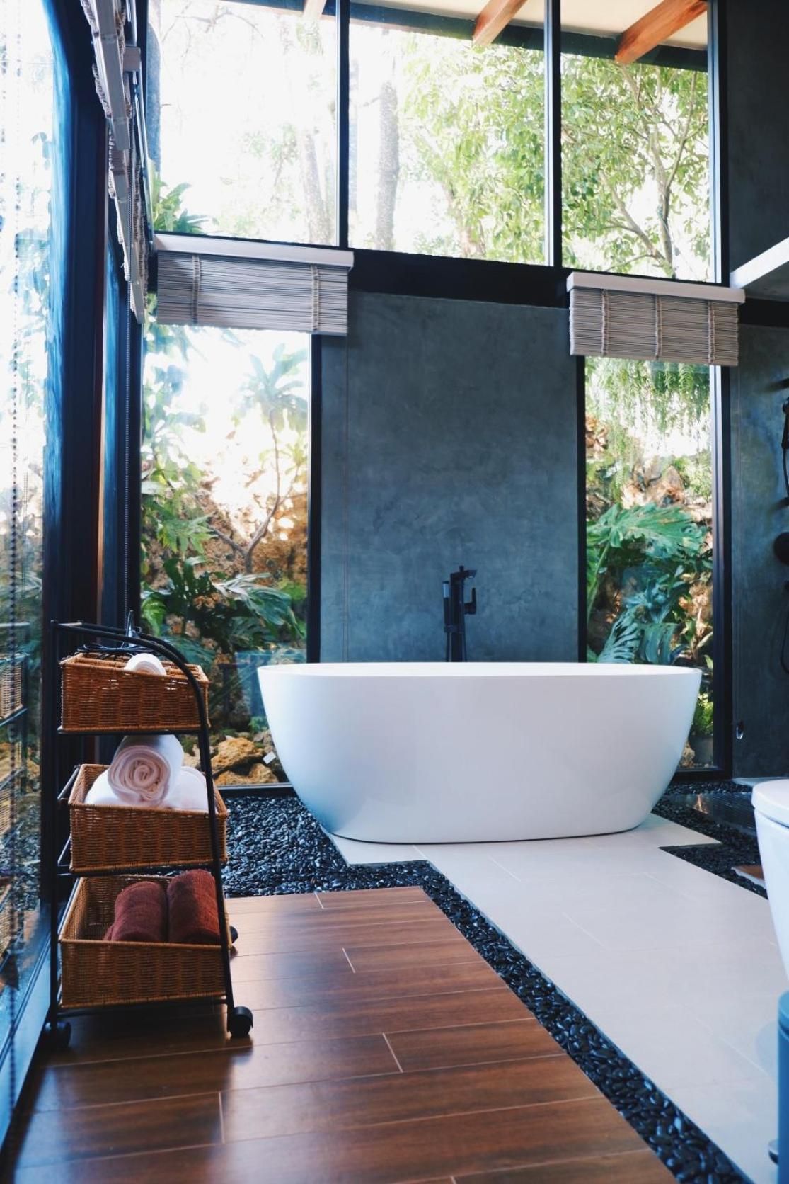 Family Room with Garden View