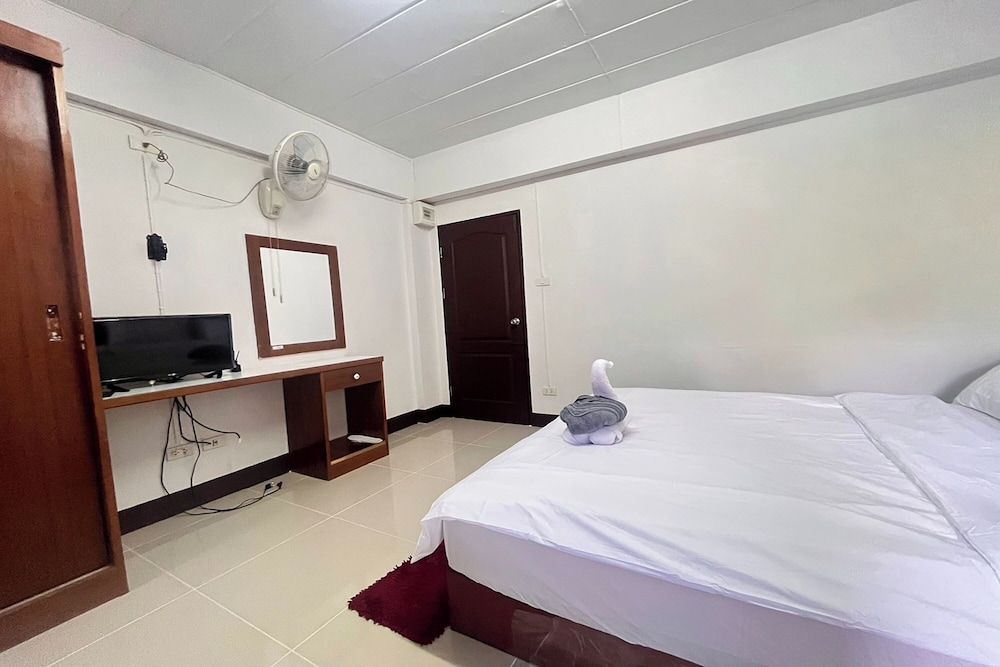 The First Resident Lamphun Standard Double Room 4