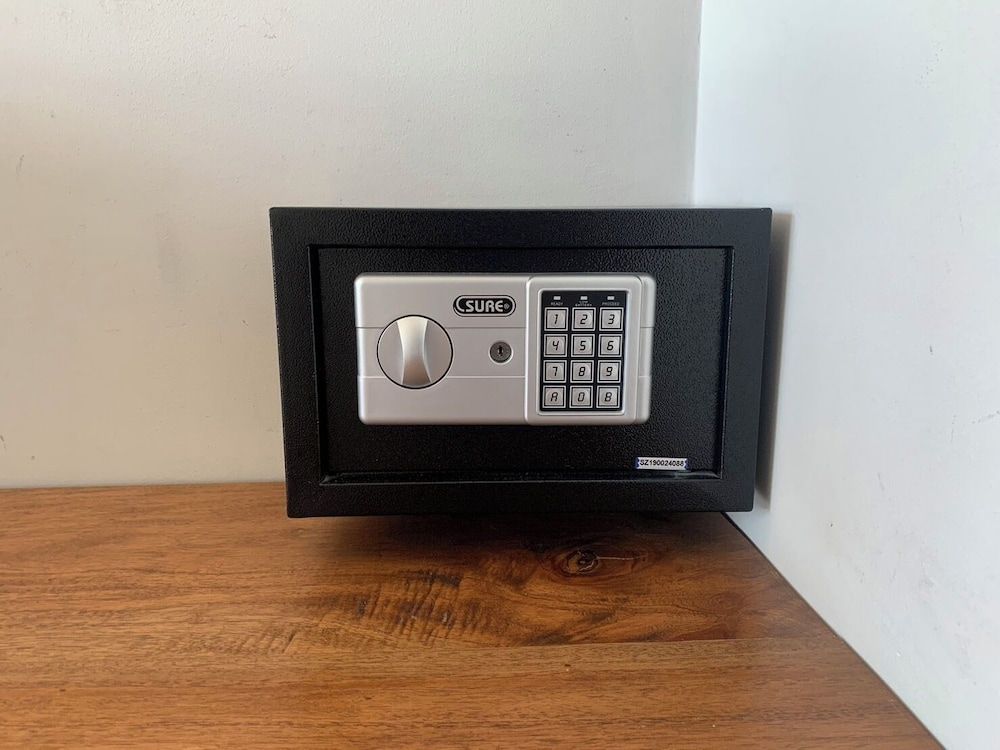 Atom Phuket Hotel Superior Twin Room 9