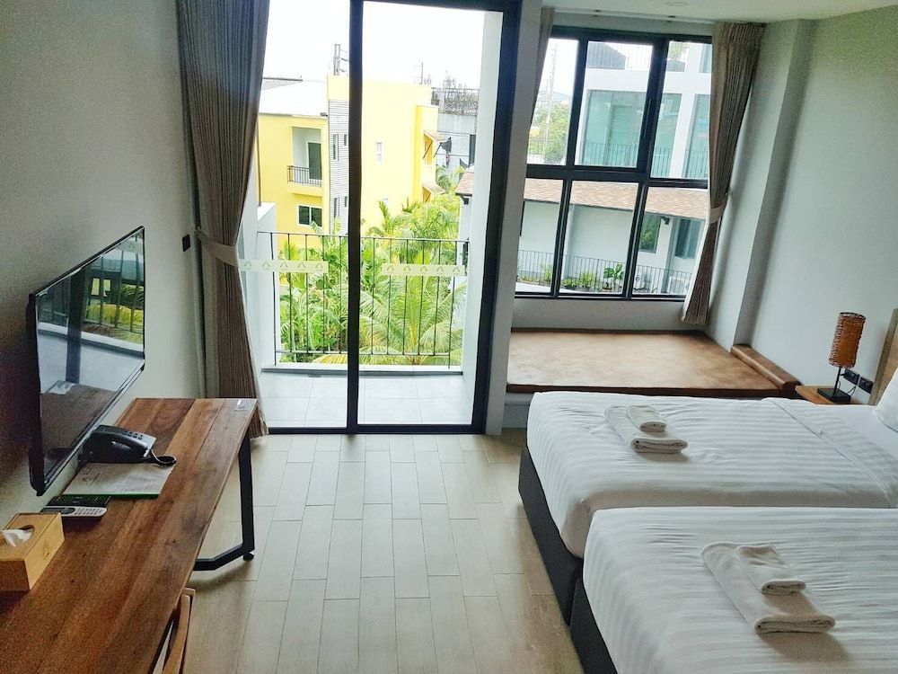 Atom Phuket Hotel Superior Twin Room 10