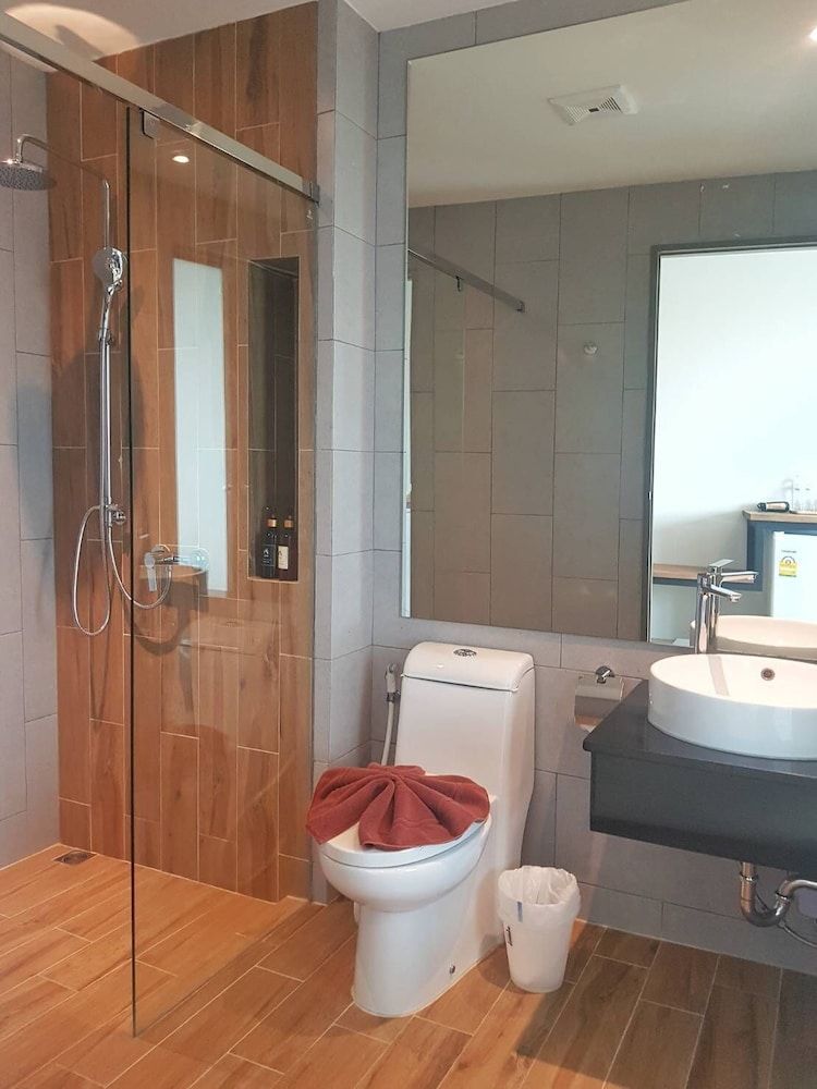 Atom Phuket Hotel Superior Twin Room 5