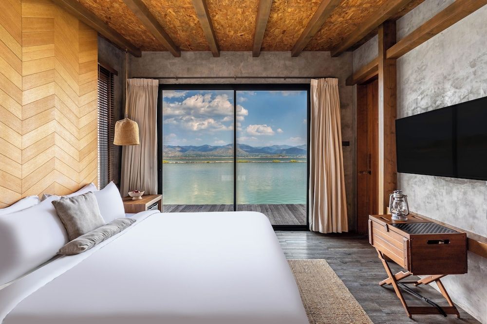 Z9 Resort South The Scene Standard 2