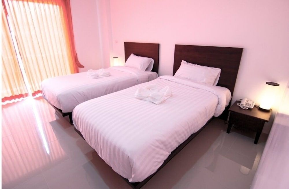 Chawlada Hotel Superior Twin Room 2