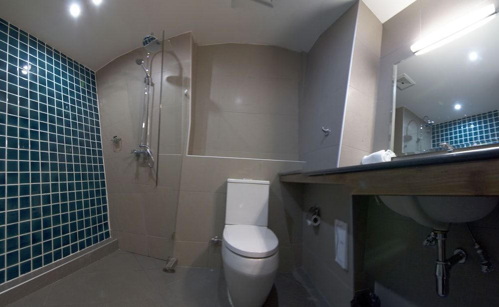 Chawlada Hotel Superior Twin Room 6