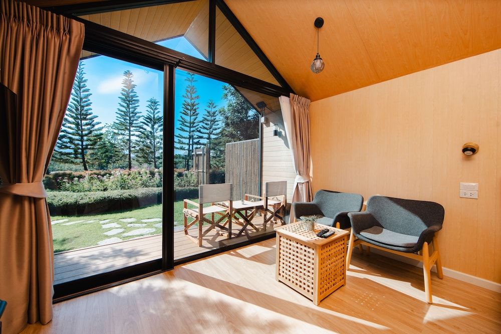 Thara Dara Khaoyai Deluxe (Breakfast Included, Dinner Not Included) 12