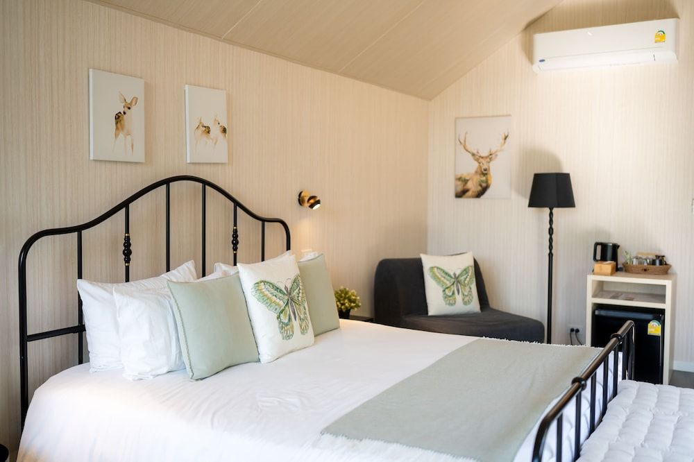 Thara Dara Khaoyai Deluxe (Breakfast Included, Dinner Not Included) 3