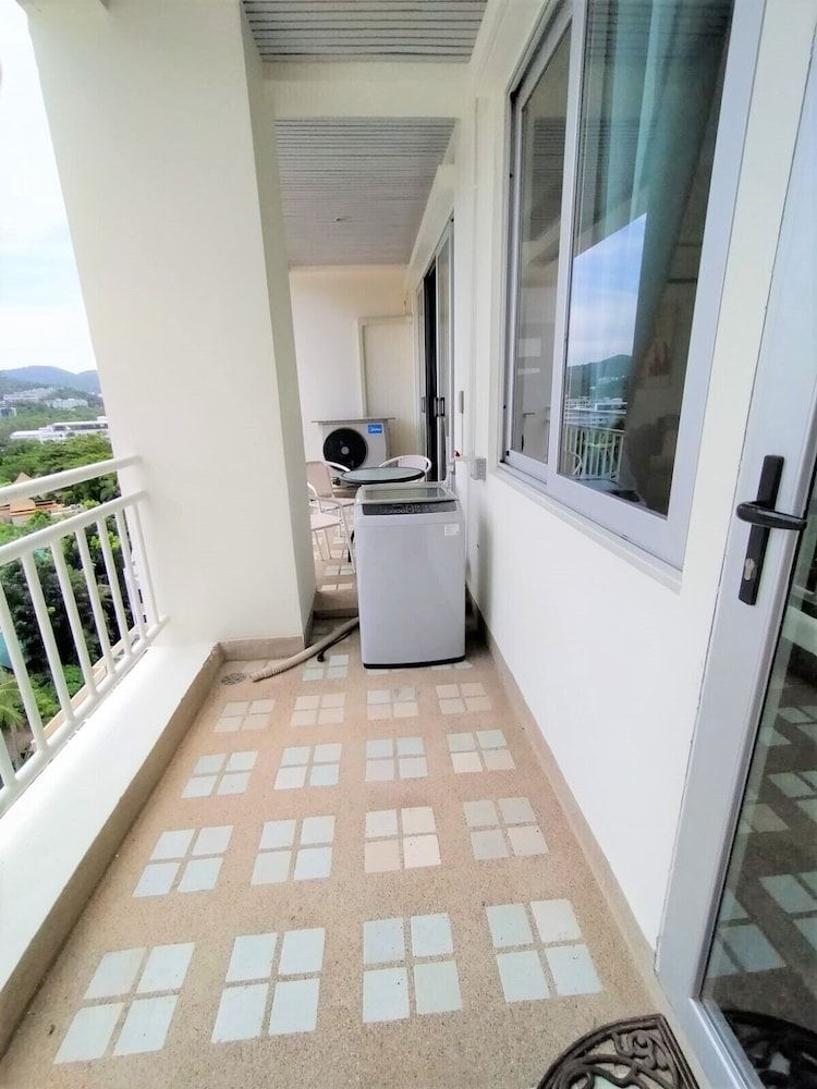 9D Karon Beach Front Breathtaking sea View Apartment 15