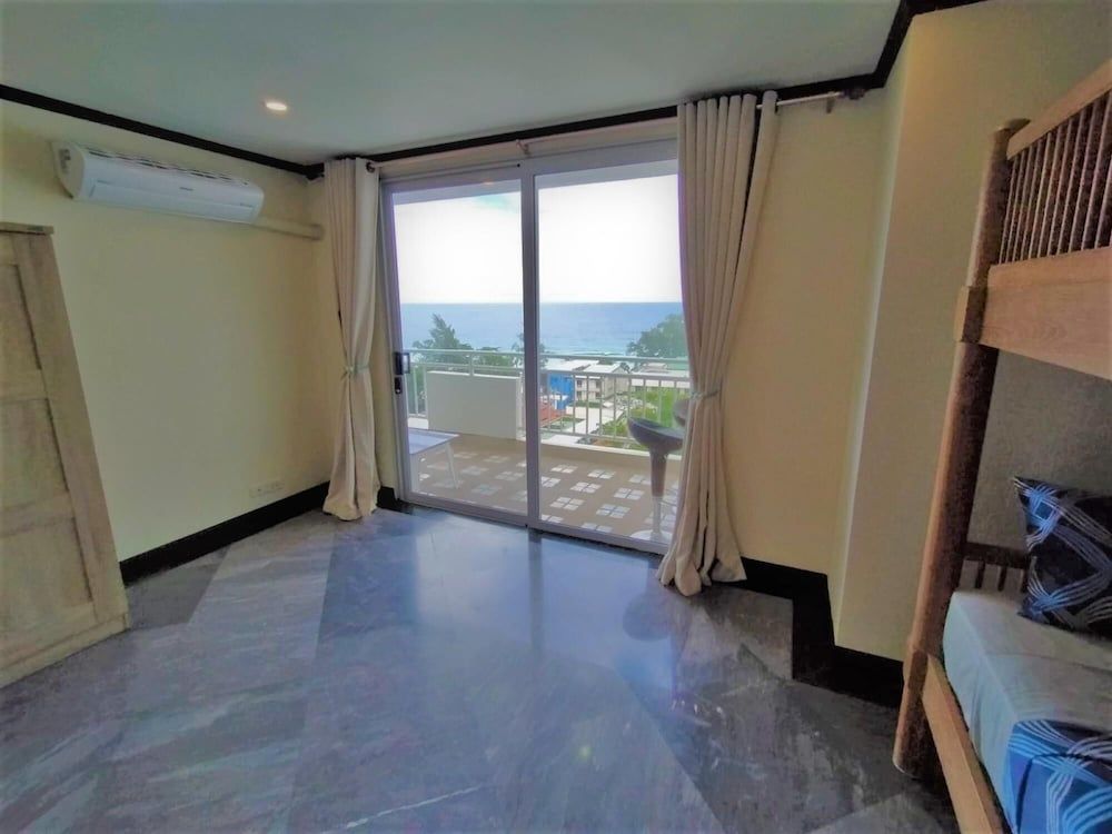 9D Karon Beach Front Breathtaking sea View Apartment 12