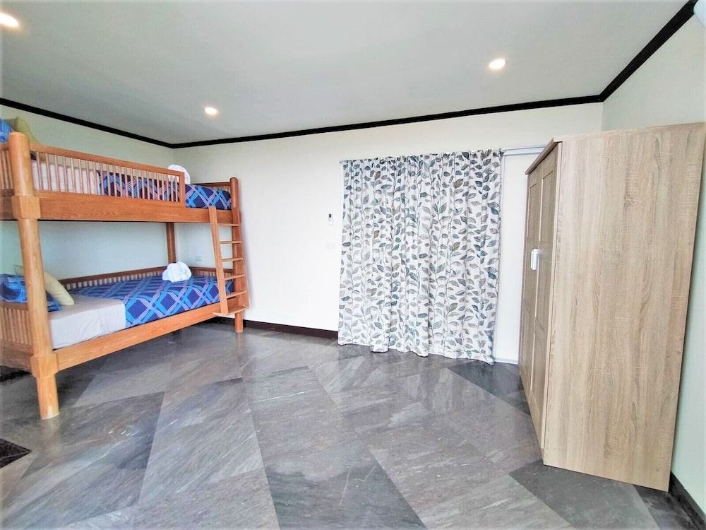 9D Karon Beach Front Breathtaking sea View Apartment 8