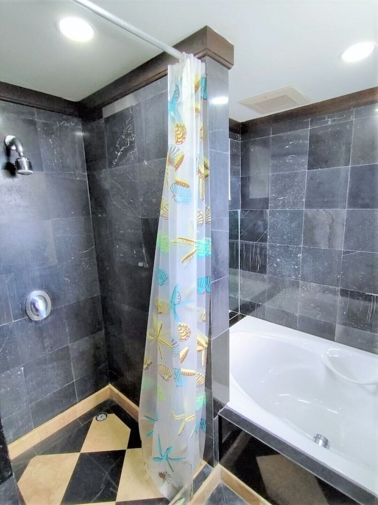 9D Karon Beach Front Breathtaking sea View Apartment 19