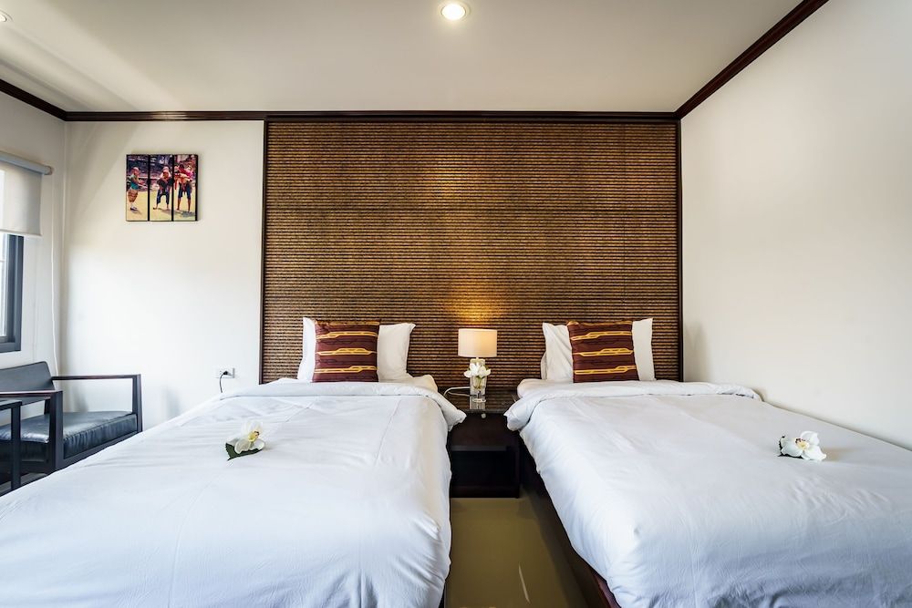 Lux Boutique Hotel Basic Twin Room 2