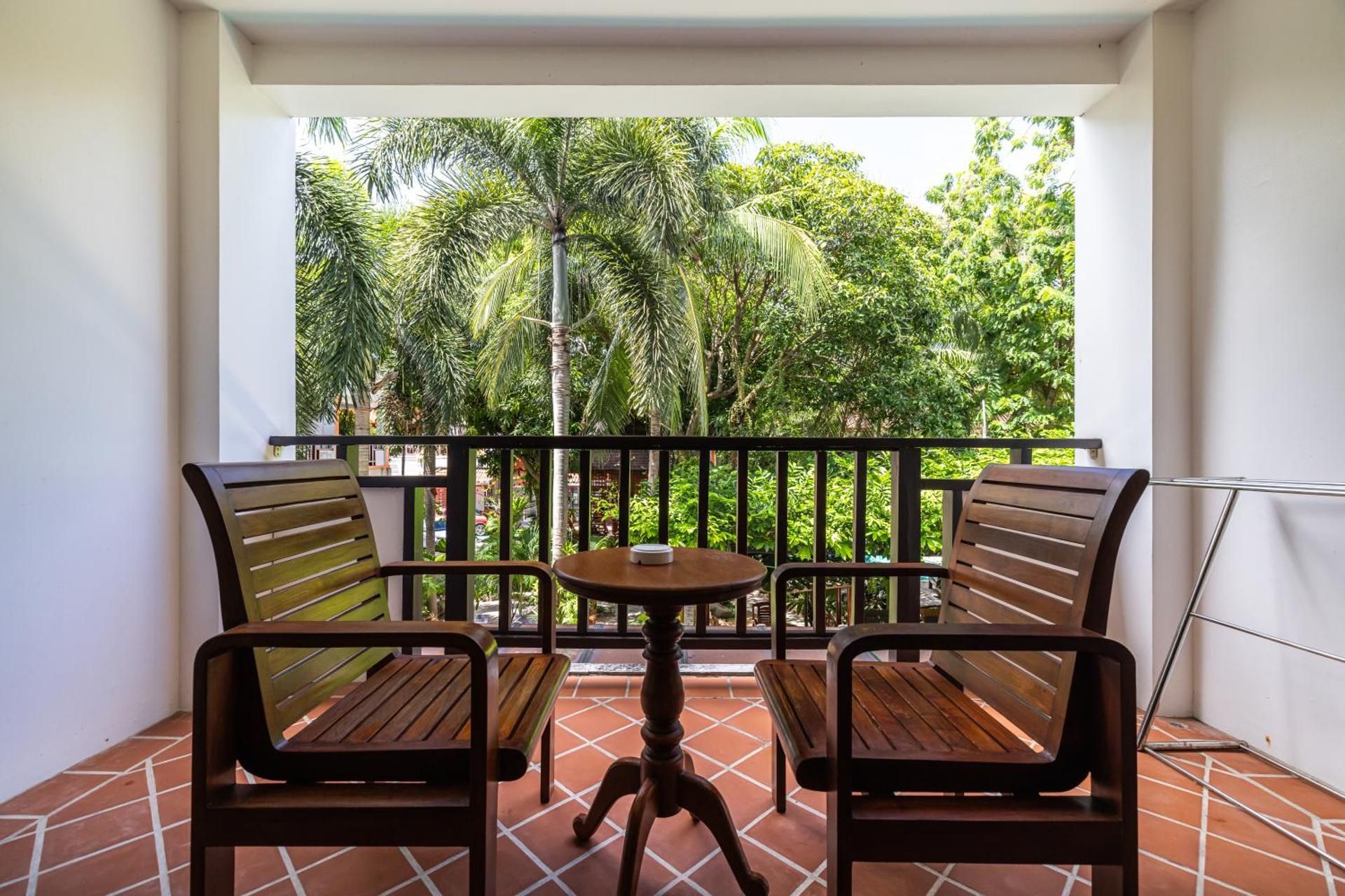Meet Holiday Hotel Deluxe Double Room 2