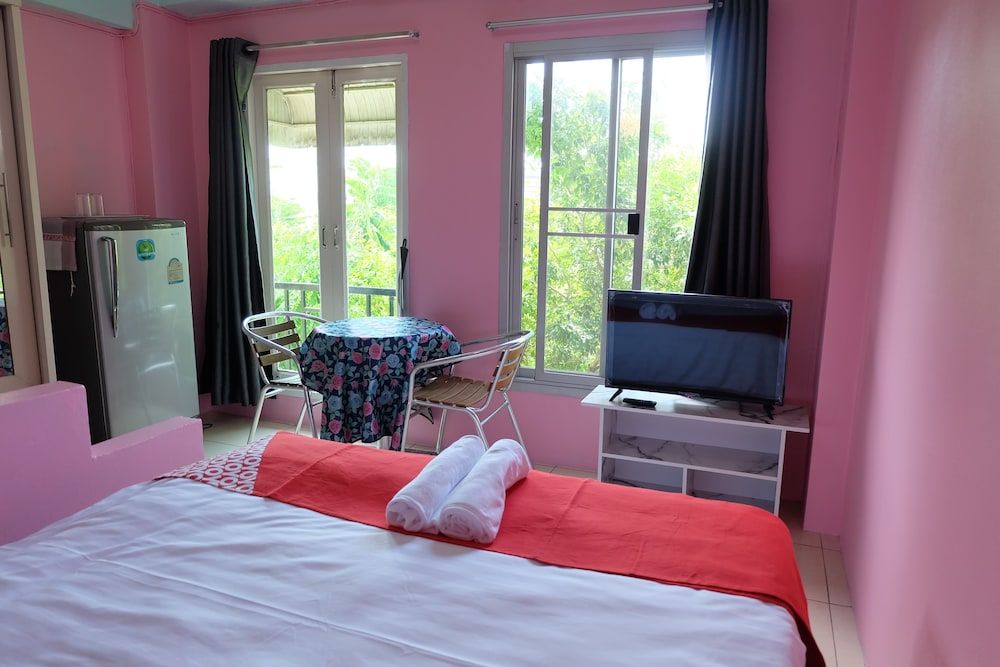 POP 75429 101 Place Navanakorn Deluxe Double Room 4